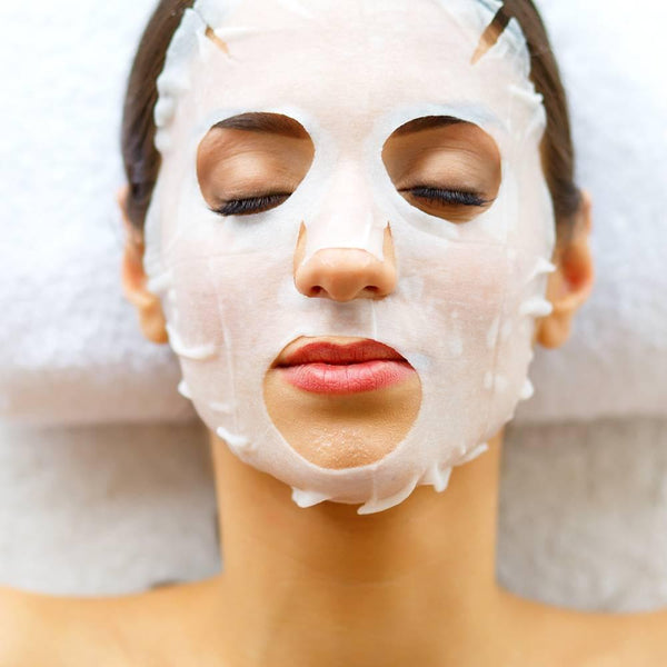 バンダイ ベルサイユのばら モイスチャライジングフェイスマスク 1枚 27ml