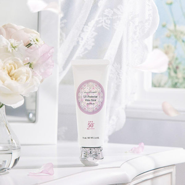 ジルスチュアート ホワイトフローラル モイスチャライジング ハンドクリーム 30ml