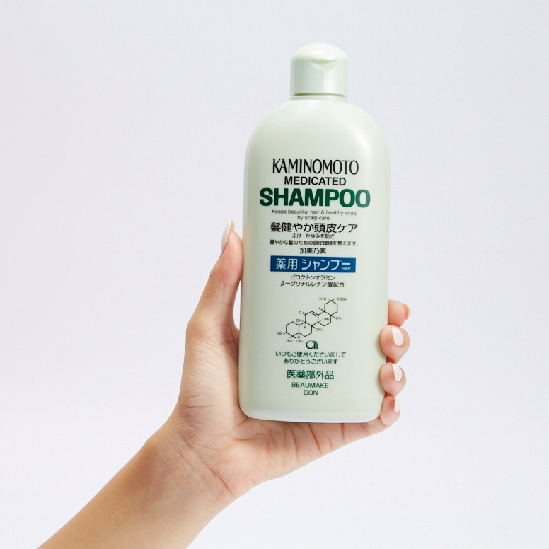 加美乃素 保湿スカルプケアシャンプー B&P 300ml