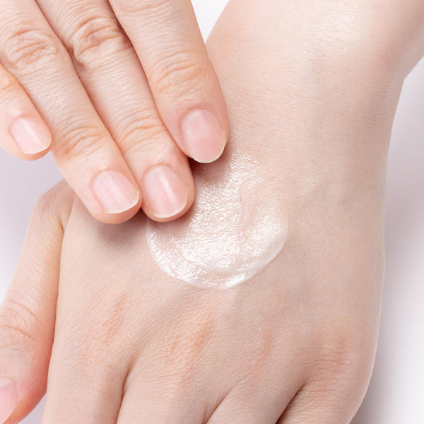 コーセー コエンリッチQ10エクストラガード ハンドクリーム 乾燥したひび割れた手に 80g