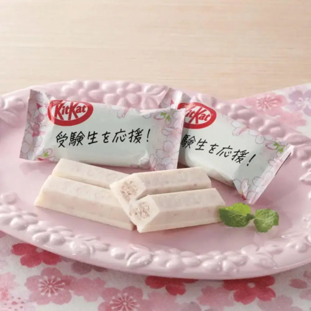 ネスレ キットカット さくら さくら味 キットカット 9本入り（3個入り）