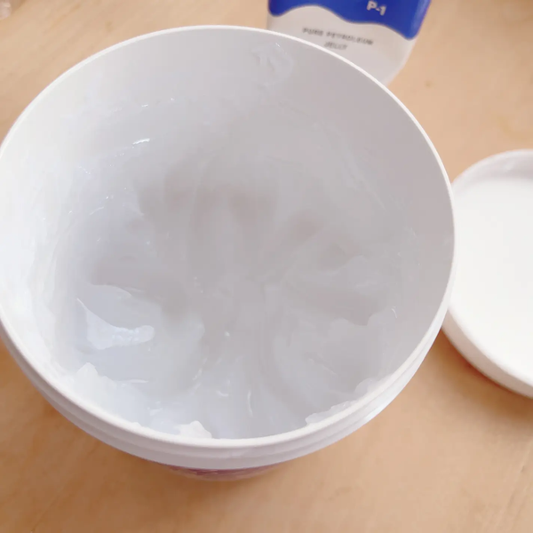 日光リカ サンホワイトP1 ピュアワセリン 400g