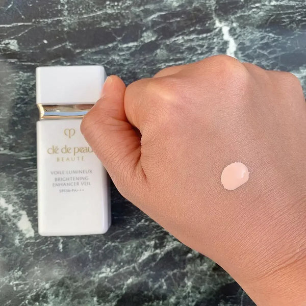 資生堂 クレ・ド・ポー ボーテ ヴォワール ルミヌー ブライトニング メークアップ ベース SPF38 PA+++ 30ml