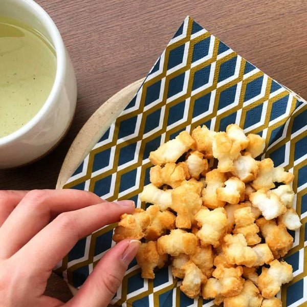 やおきん どんどん焼き 和風パフスナック ソース味(15個入り)