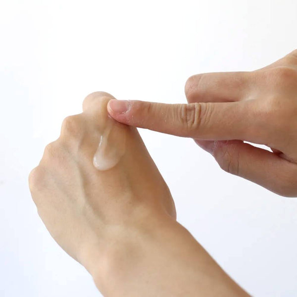 絹屋シルクハンドクリーム マンダリン＆バニラエッセンシャルオイル配合 50g