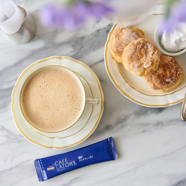 AGF ブレンディ カフェラテ リッチロイヤルミルクティー カフェラテ 18本入り