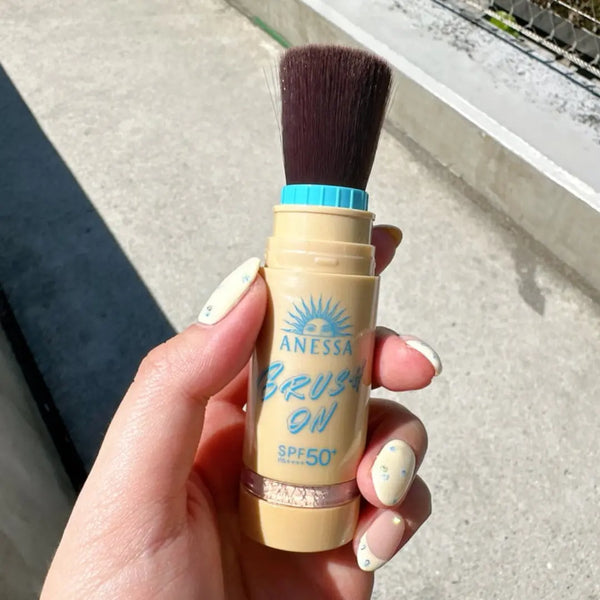 アネッサ パーフェクト UV サンスクリーン ブラシオンパウダーメイクアップ SPF50+