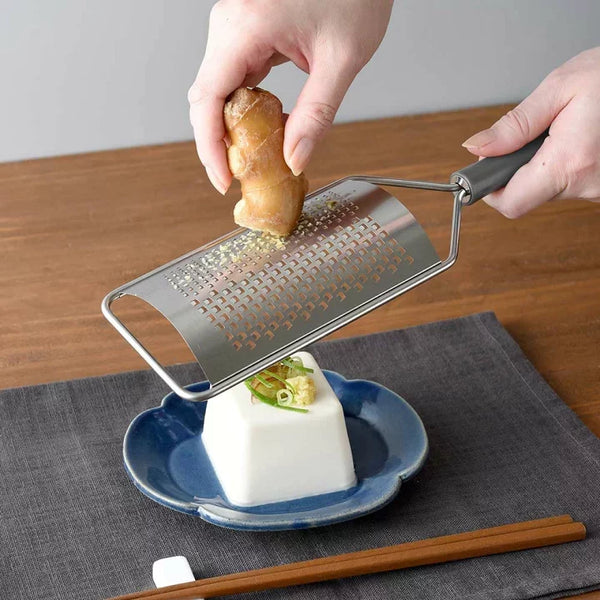 アーネスト ハンドヘルド 2ウェイ 細目・粗目チーズおろし器
