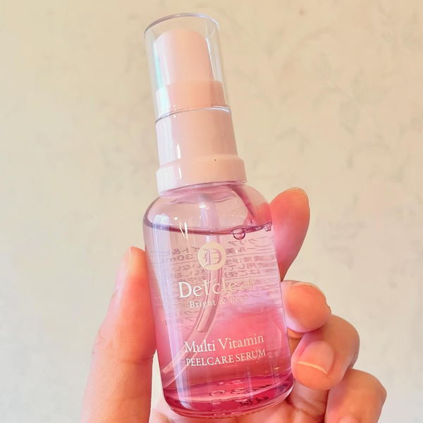 デトクリア ブライト＆ピール ハイドレーティング マルチビタミン エクスフォリエーティング セラム 30ml