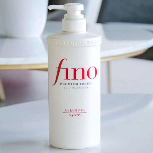 フィーノ プレミアムタッチシャンプー（美容液配合）550ml