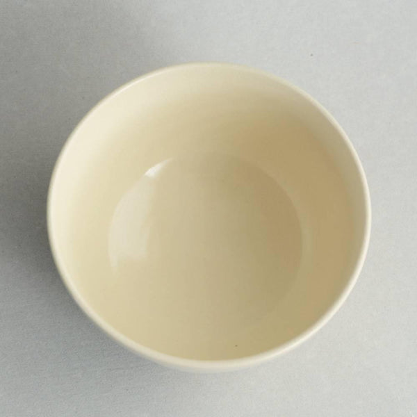 手作り茶碗 白い人形模様 抹茶カップ 日本の茶碗