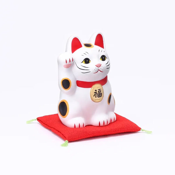 手作りの日本の招き猫 陶器製置物 ホワイト 8cm
