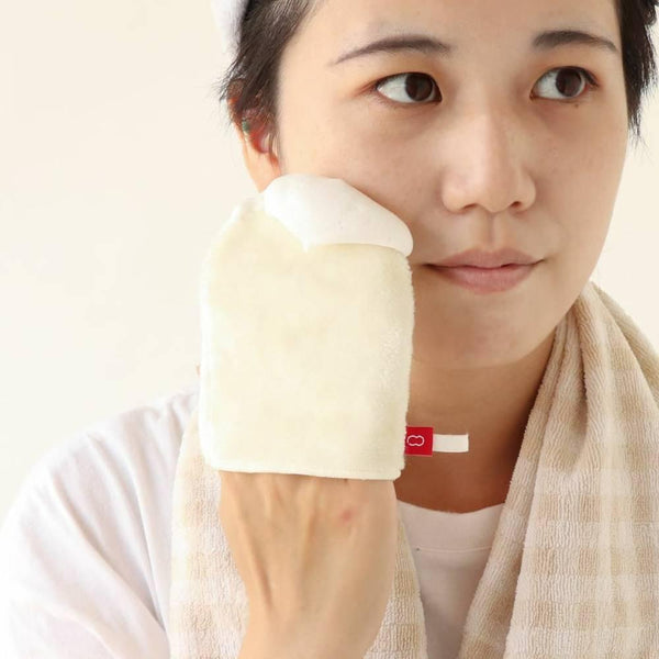 キヌヤ シルク100％洗顔ミトン 角質ケア手袋