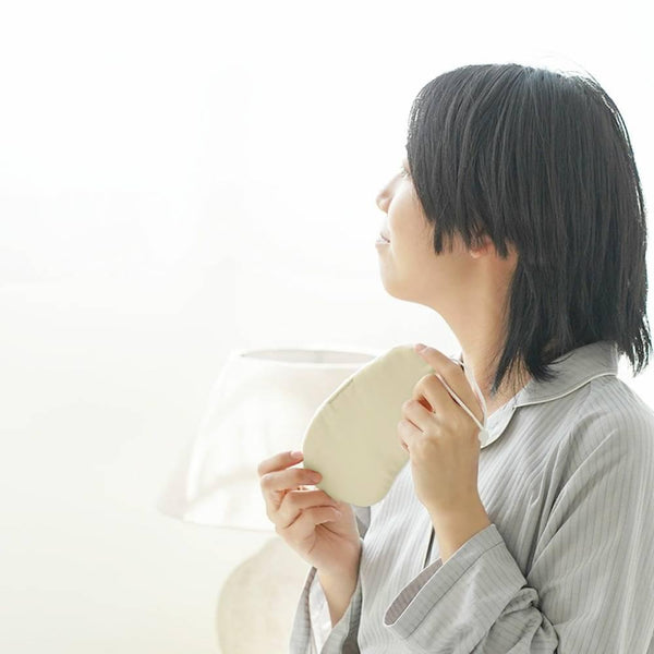 キヌヤ シルク100％快眠アイマスク 睡眠の質を高める
