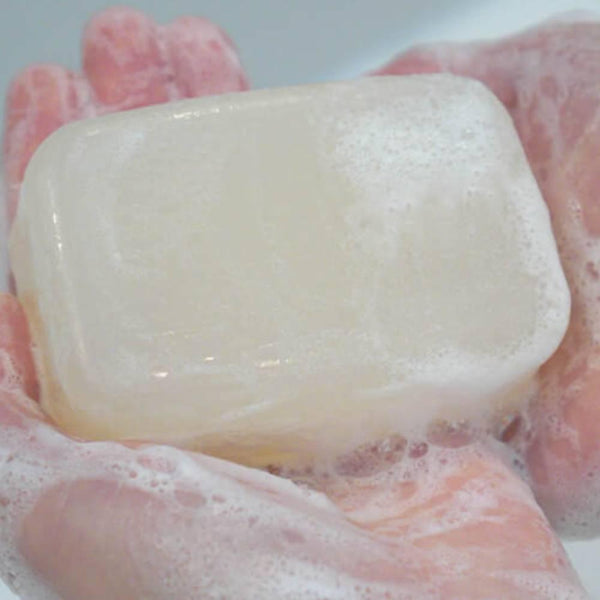 絹屋シルク石鹸 うるおい美容石鹸 シルクパウダー配合 100g