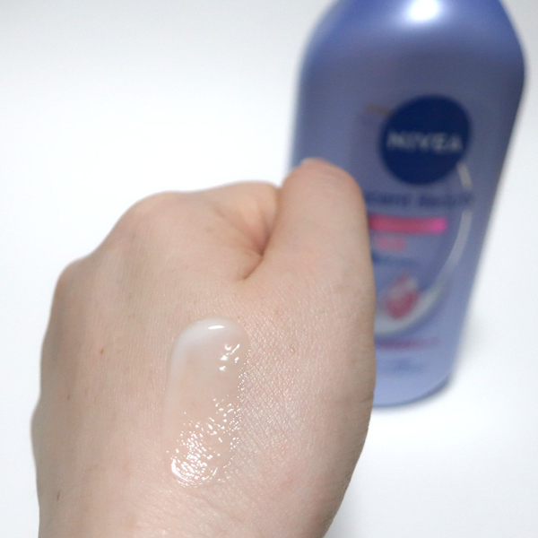 ニベア ルーセント ビューティ ディープモイスチャライジング セラム ボディミルク 200g