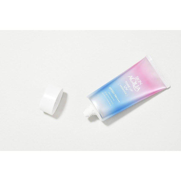 スキンアクア トーンアップ UVエッセンス ティンテッドサンスクリーン ラベンダー SPF50+ 80g