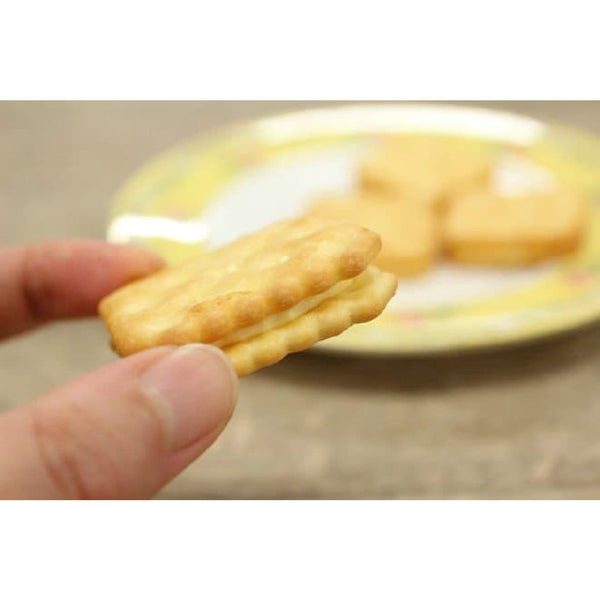 ヤマザキ レモンパック レモンクリーム入りサンドクラッカー（3個入り）