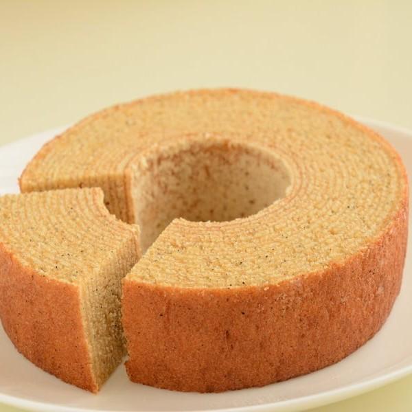 柳川手作り黒豆きなこバウムクーヘンケーキ 1個