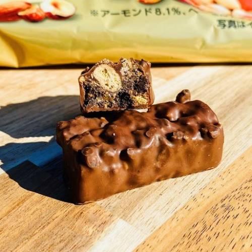 有楽製菓 ブラックサンダー ハロウィン ミニバー 175g